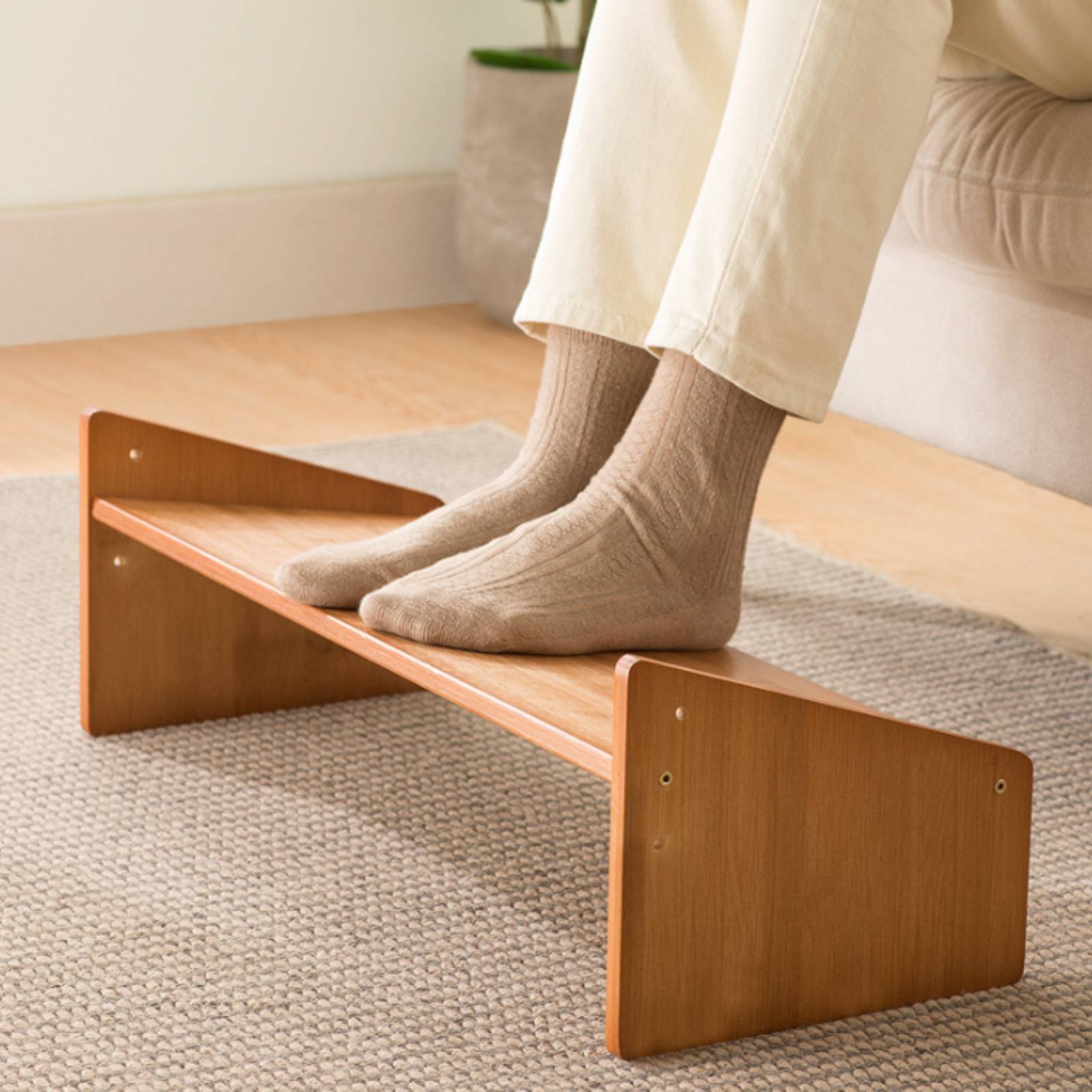 Sandaran Kaki di Bawah Meja Pe - Chairs ulasan dan harga
